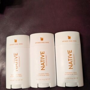 Native Spiked Egg Nog Deodorant - White